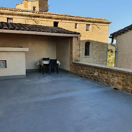 Parentale Du Gard بيت ضيافة